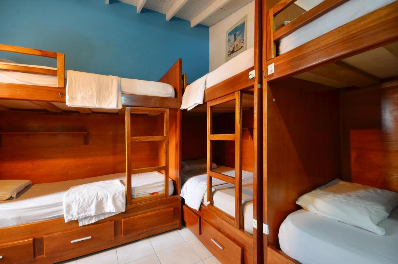 The Wandering Paisa (Adults Only) Hostel Medellin Exterior photo